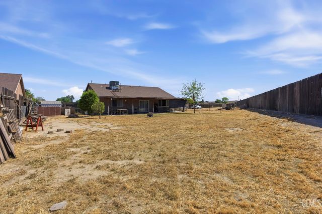 7115 Santana Sun Drive, Bakersfield, CA 93313