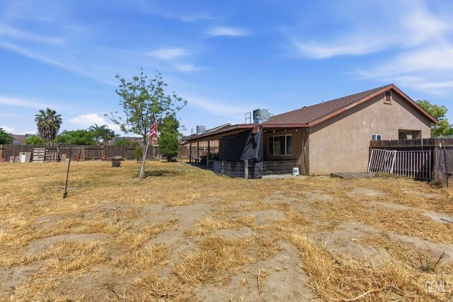 7115 Santana Sun Drive, Bakersfield, CA 93313