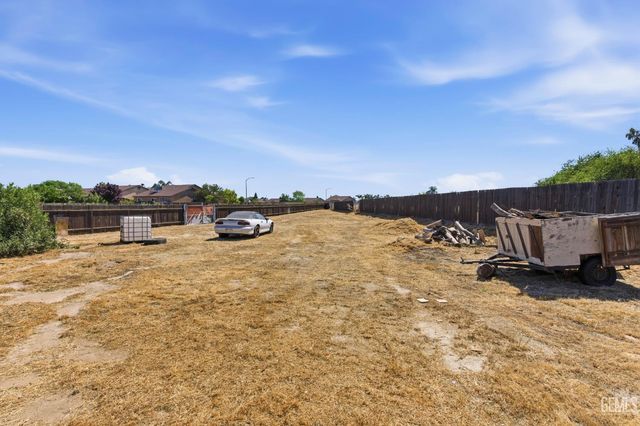 7115 Santana Sun Drive, Bakersfield, CA 93313