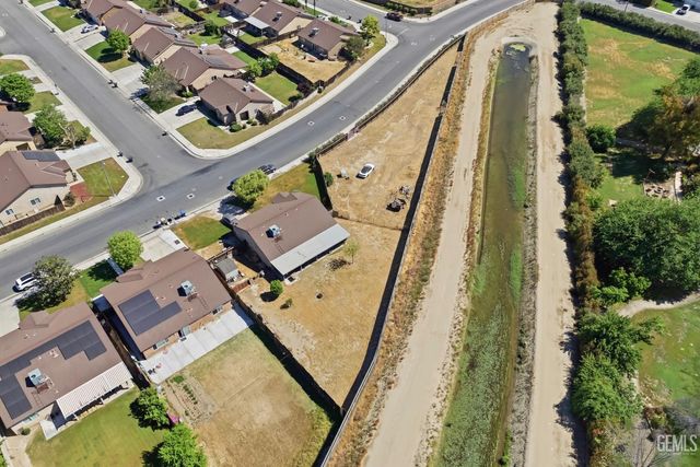 7115 Santana Sun Drive, Bakersfield, CA 93313