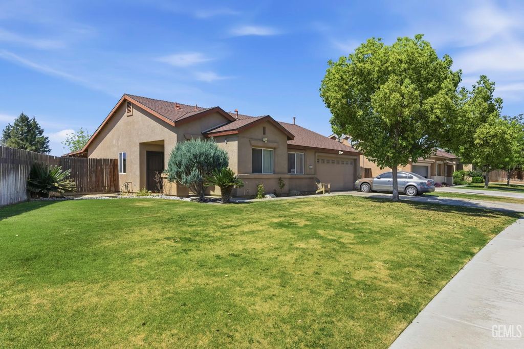 7115 Santana Sun Drive, Bakersfield, CA 93313