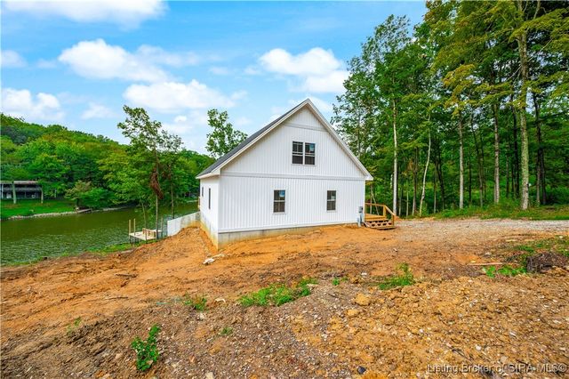 1318 Forest Grove Lane, North Vernon, IN 47265