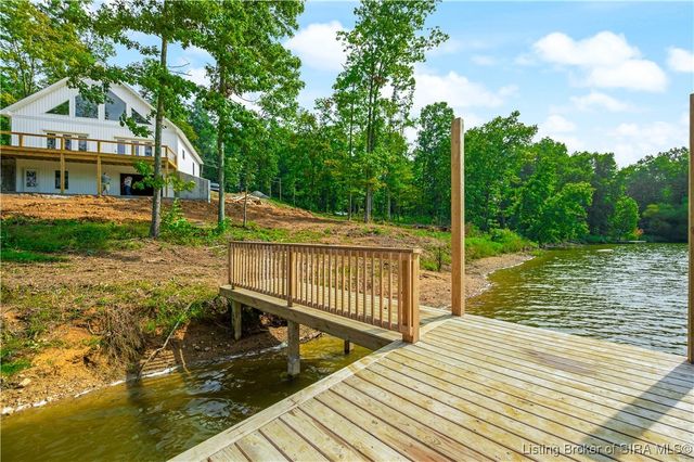 1318 Forest Grove Lane, North Vernon, IN 47265