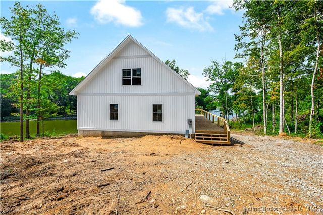 1318 Forest Grove Lane, North Vernon, IN 47265