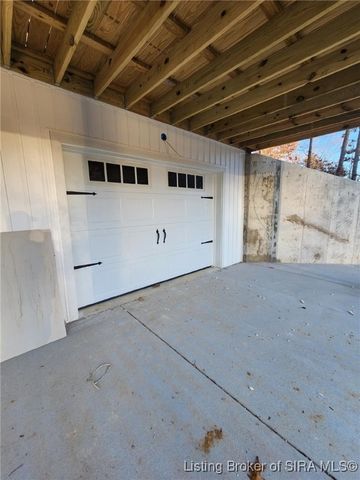 1318 Forest Grove Lane, North Vernon, IN 47265