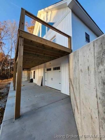 1318 Forest Grove Lane, North Vernon, IN 47265