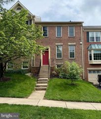4105 MEADOW FIELD CT, Fairfax, VA 22033