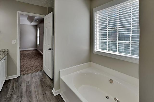 105 Meadow Crest Court, Powder Springs, GA 30127