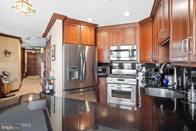 15 HIDDEN HARBOR DR, Point Pleasant, NJ 08742