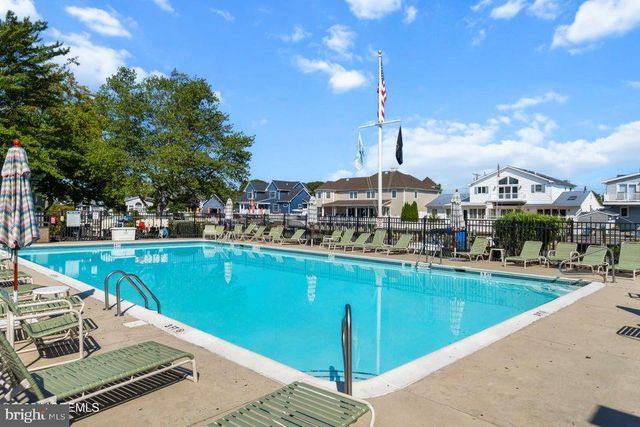15 HIDDEN HARBOR DR, Point Pleasant, NJ 08742