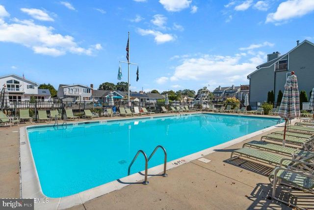 15 HIDDEN HARBOR DR, Point Pleasant, NJ 08742
