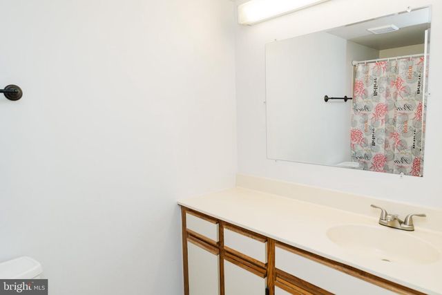 9576 JAYHAWK TER, Manassas, VA 20110