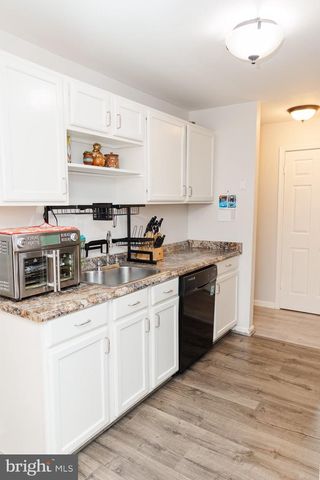 9576 JAYHAWK TER, Manassas, VA 20110