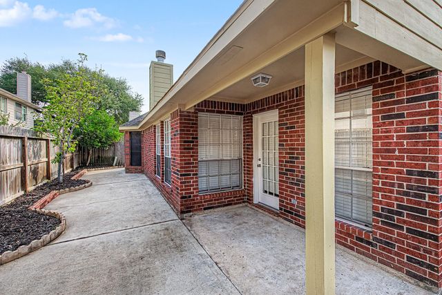 2126 Highland Bay Court, Katy, TX 77450