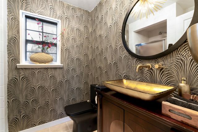 8721 Mountain Crest DR, Austin, TX 78735