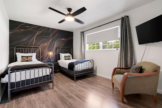 8721 Mountain Crest DR, Austin, TX 78735