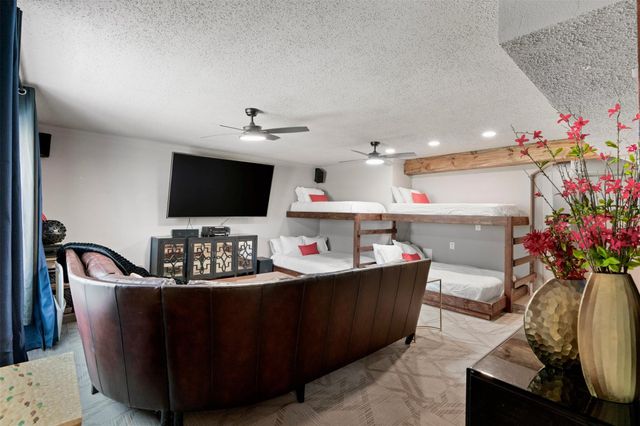 8721 Mountain Crest DR, Austin, TX 78735