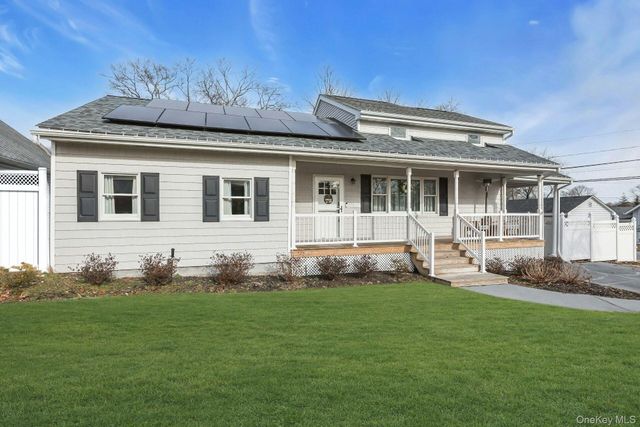 37 Weichers Avenue, Ronkonkoma, NY 11779