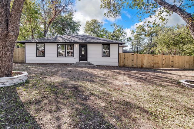 5305 Purdue Avenue, River Oaks, TX 76114