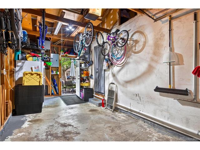 7513 Saulsbury St, Arvada, CO 80003