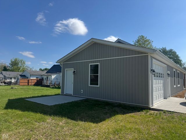 1001 N Carver Street, Greensburg, IN 47240