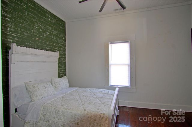 150 Hoyle Street 7, Marion, NC 28752