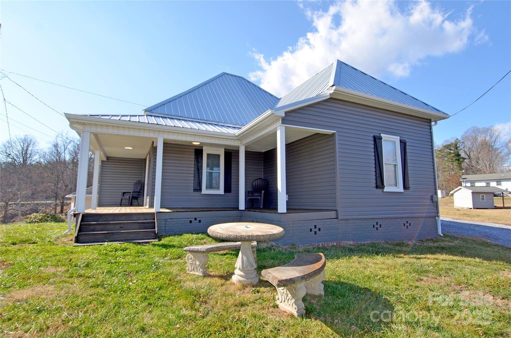 150 Hoyle Street 7, Marion, NC 28752