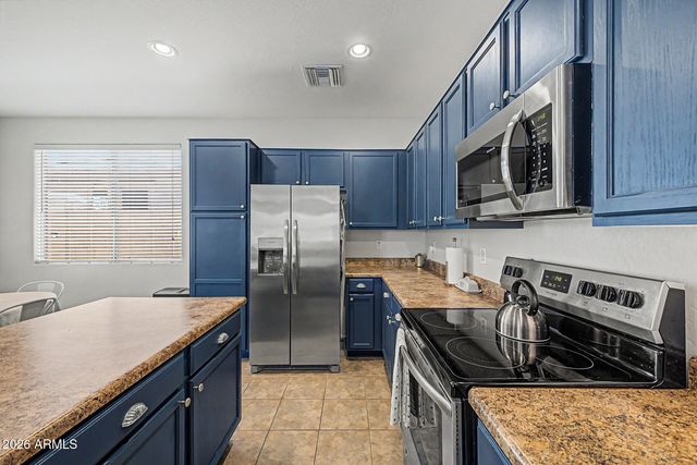 17923 W PALO VERDE Avenue, Waddell, AZ 85355