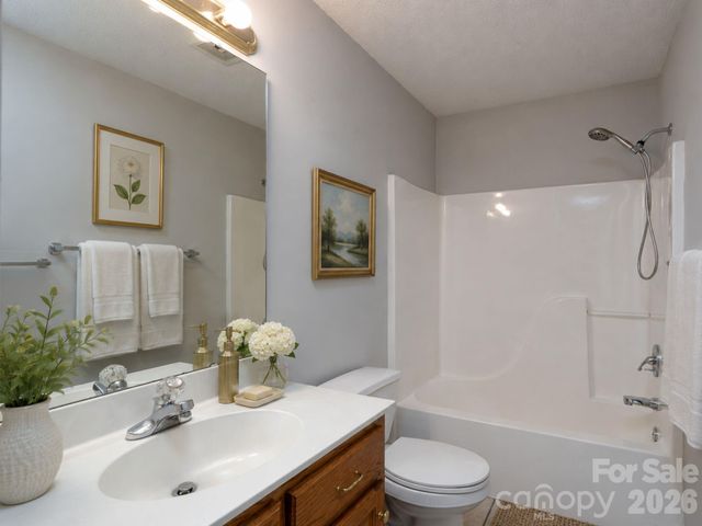 2116 Quail Drive NW, Concord, NC 28027