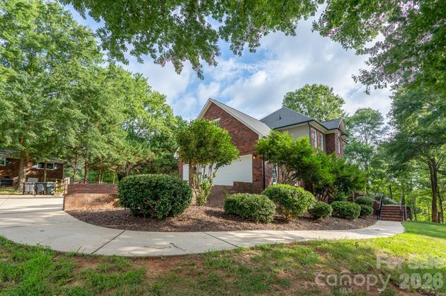 2116 Quail Drive NW, Concord, NC 28027