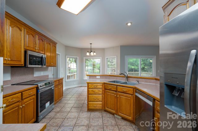 2116 Quail Drive NW, Concord, NC 28027
