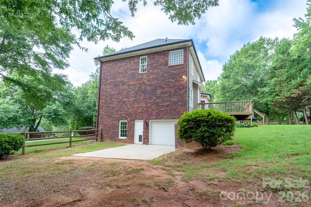 2116 Quail Drive NW, Concord, NC 28027