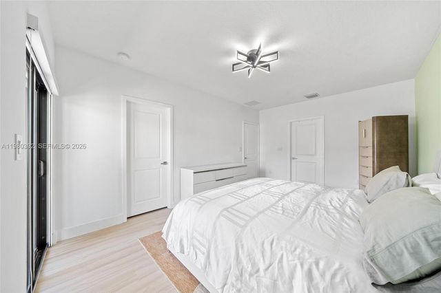 4648 NW 83rd Ave, Doral, FL 33166