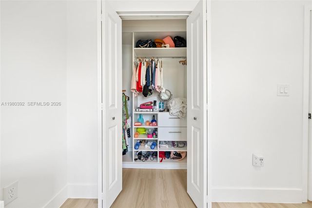 4648 NW 83rd Ave, Doral, FL 33166