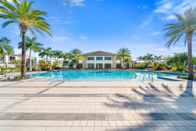 4648 NW 83rd Ave, Doral, FL 33166