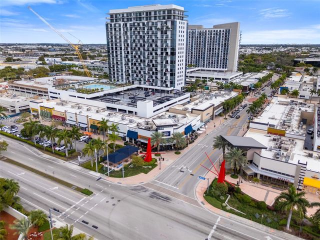 4648 NW 83rd Ave, Doral, FL 33166