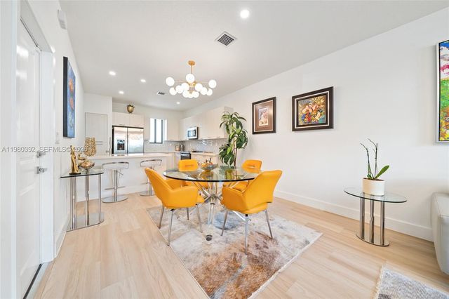 4648 NW 83rd Ave, Doral, FL 33166