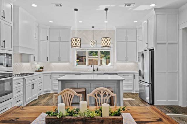 1880 Indigo Cove, Conway, AR 72034