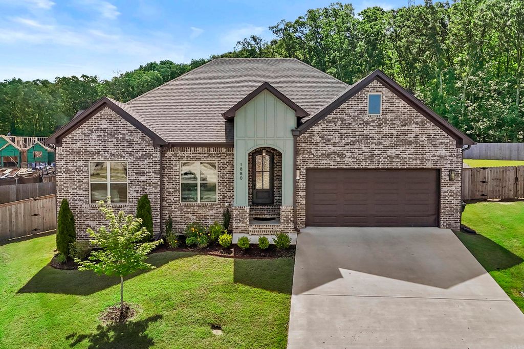 1880 Indigo Cove, Conway, AR 72034