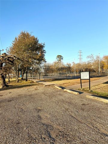 0 Barrymore Boulevard, Baytown, TX 77520