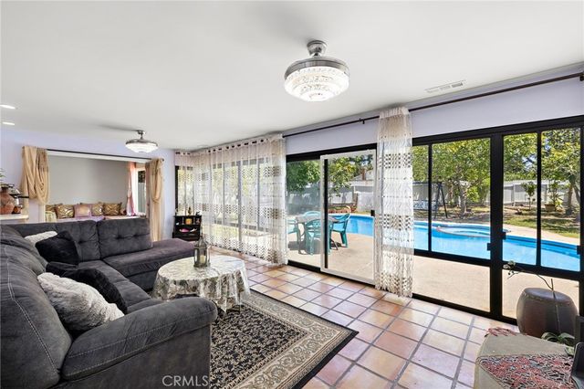 23512 Lipari, Laguna Hills, CA 92653
