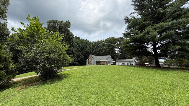 209 Hiram Way, Hiram, GA 30141