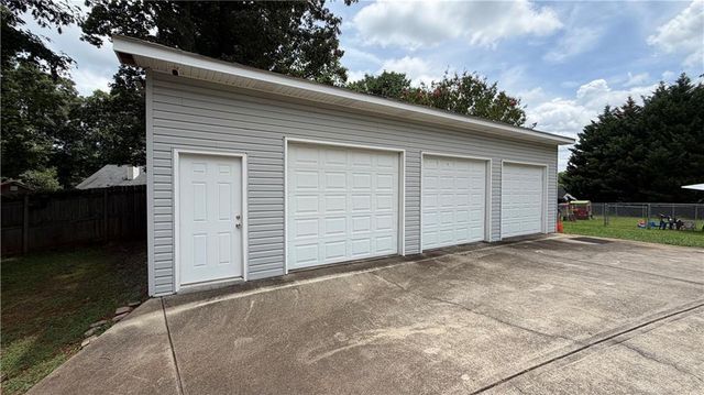 209 Hiram Way, Hiram, GA 30141