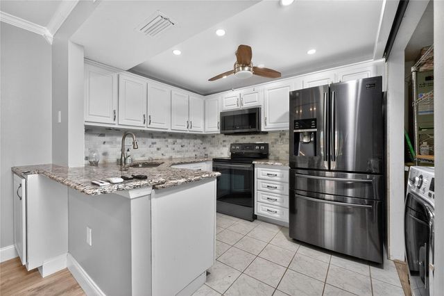 25188 MARION AVENUE B103, Punta Gorda, FL 33950