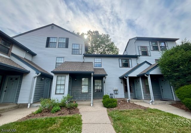 1104 Woodbridge Commons Way 1104, Woodbridge Twp., NJ 08830