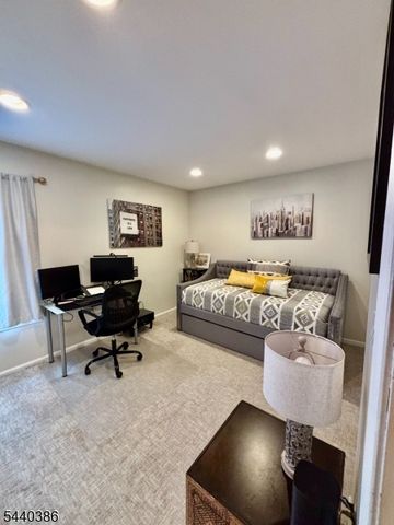 1104 Woodbridge Commons Way 1104, Woodbridge Twp., NJ 08830