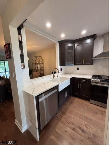 1104 Woodbridge Commons Way 1104, Woodbridge Twp., NJ 08830