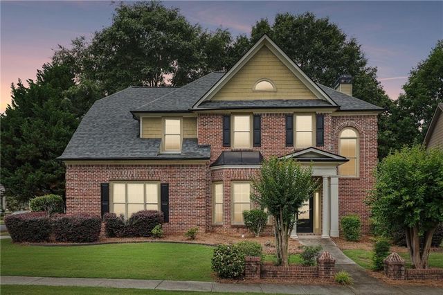 218 Lily Cove Drive, Loganville, GA 30052