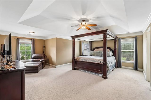 218 Lily Cove Drive, Loganville, GA 30052