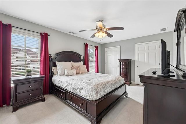 218 Lily Cove Drive, Loganville, GA 30052